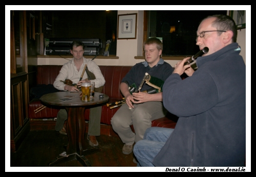 Cork Pipers' Club Session at the Viscount